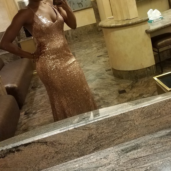 Dress - Picture 5 of 5